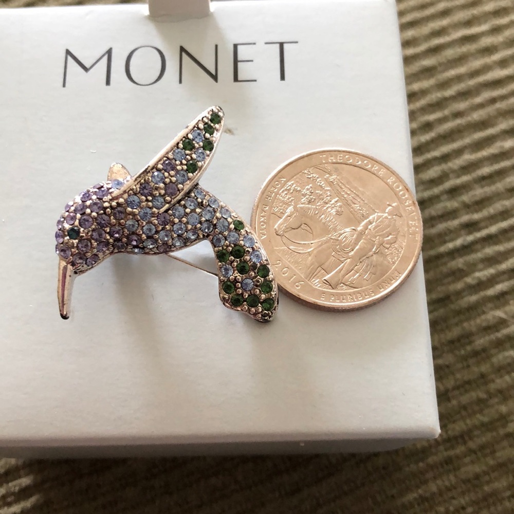 Monet Humming Bird Pin - Picture 2 of 2